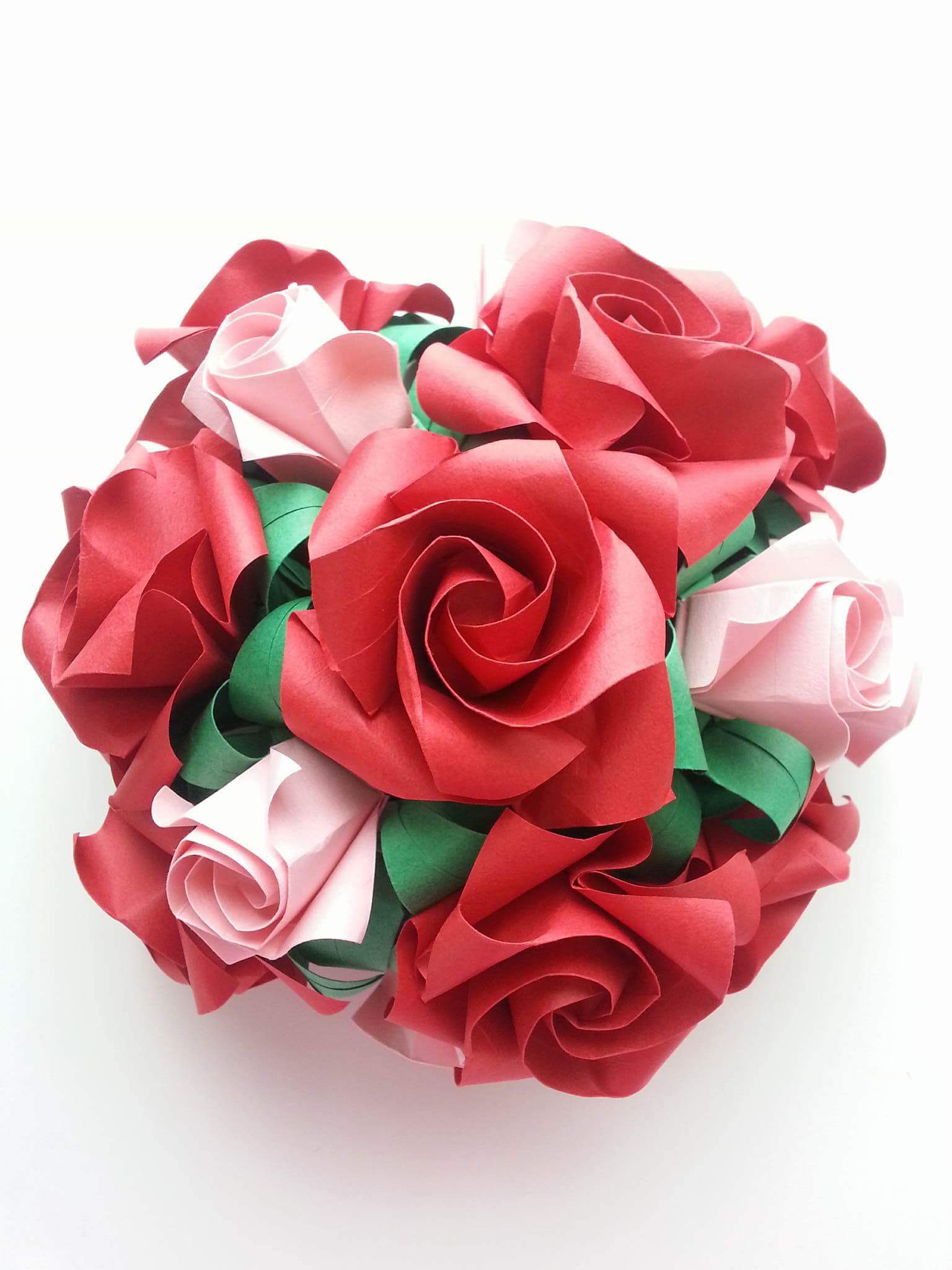 【折り紙のバラ】認知症の実母の目が輝いた真っ赤なバラのブーケの想い出と再現